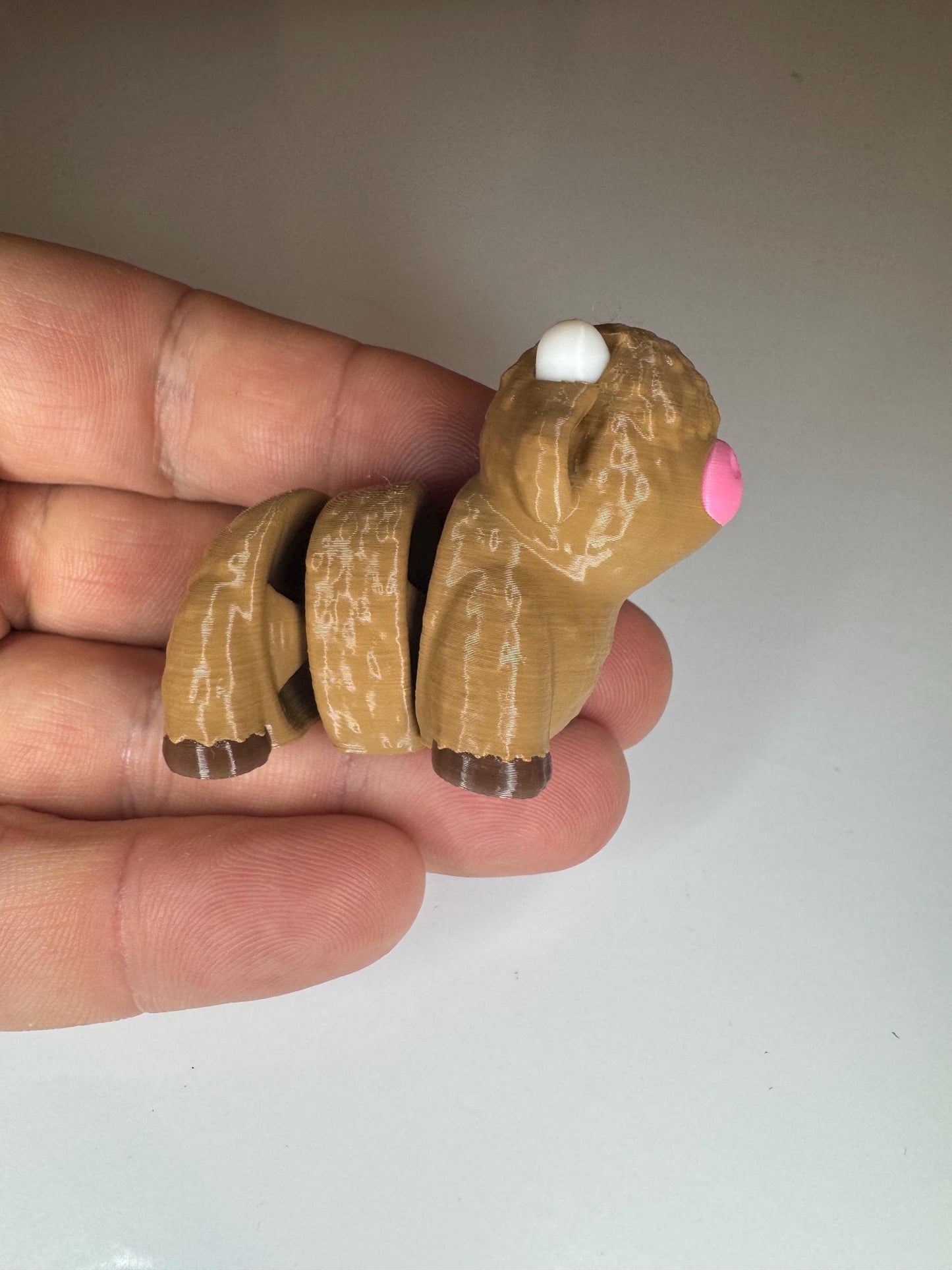 Cute Highland Cow Wigglet | Desk Companion | Cute Articulated Fidget Animals | Collectible Pocket Toys | Party Bag Fillers | Kids Gift