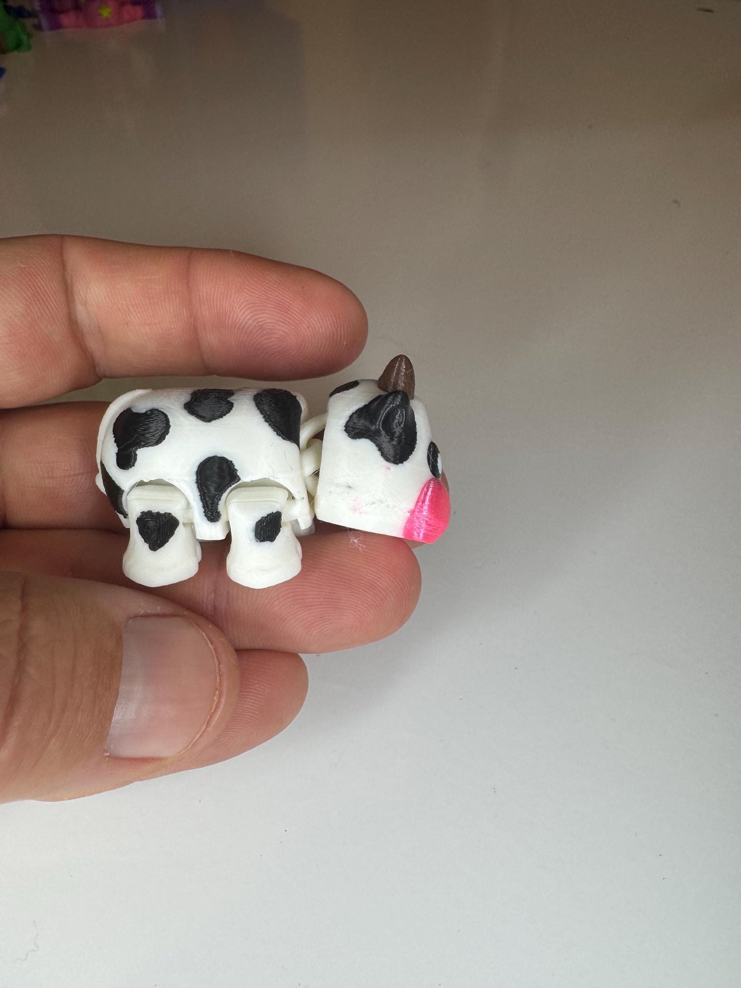 Cute Cow Wigglet | Desk Companion | Cute Articulated Fidget Animals | Collectible Pocket Toys | Party Bag Fillers | Kids Gift
