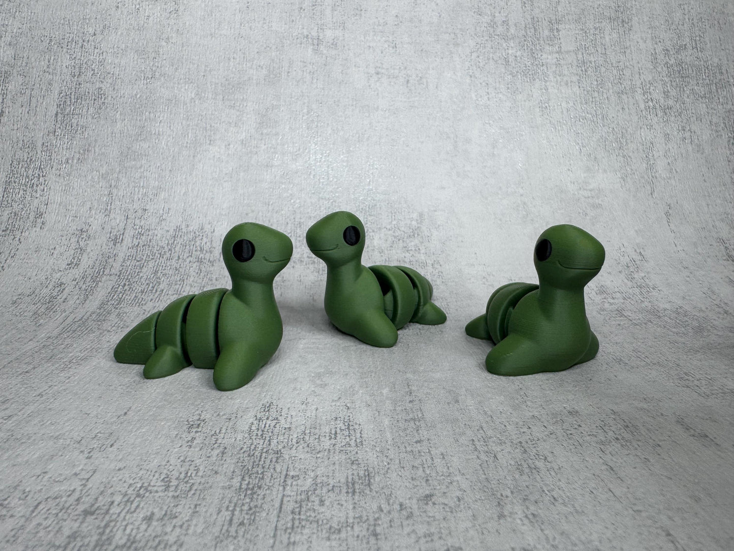 Loch Ness Monster Wigglet | Cute Articulated Nessie | 3D Printed Desk Buddy | Collectible Fidget Toy | Cryptid Gift