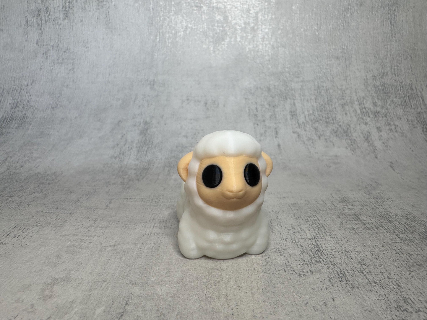 Daisy the Sheep Wigglet | Farm Collection | Articulated 3D Printed Sheep | Cute Fidget Toy | Desk Buddy | Animal Lover Gift