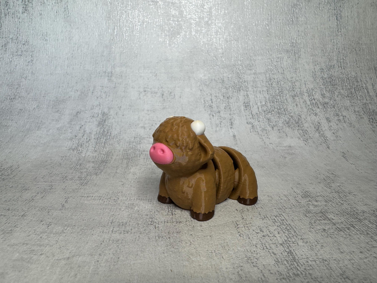 Hamish the Highland Cow Wigglet | Farm Collection | Articulated 3D Printed Highland Cow | Cute Fidget Toy | Desk Buddy | Animal Lover Gift