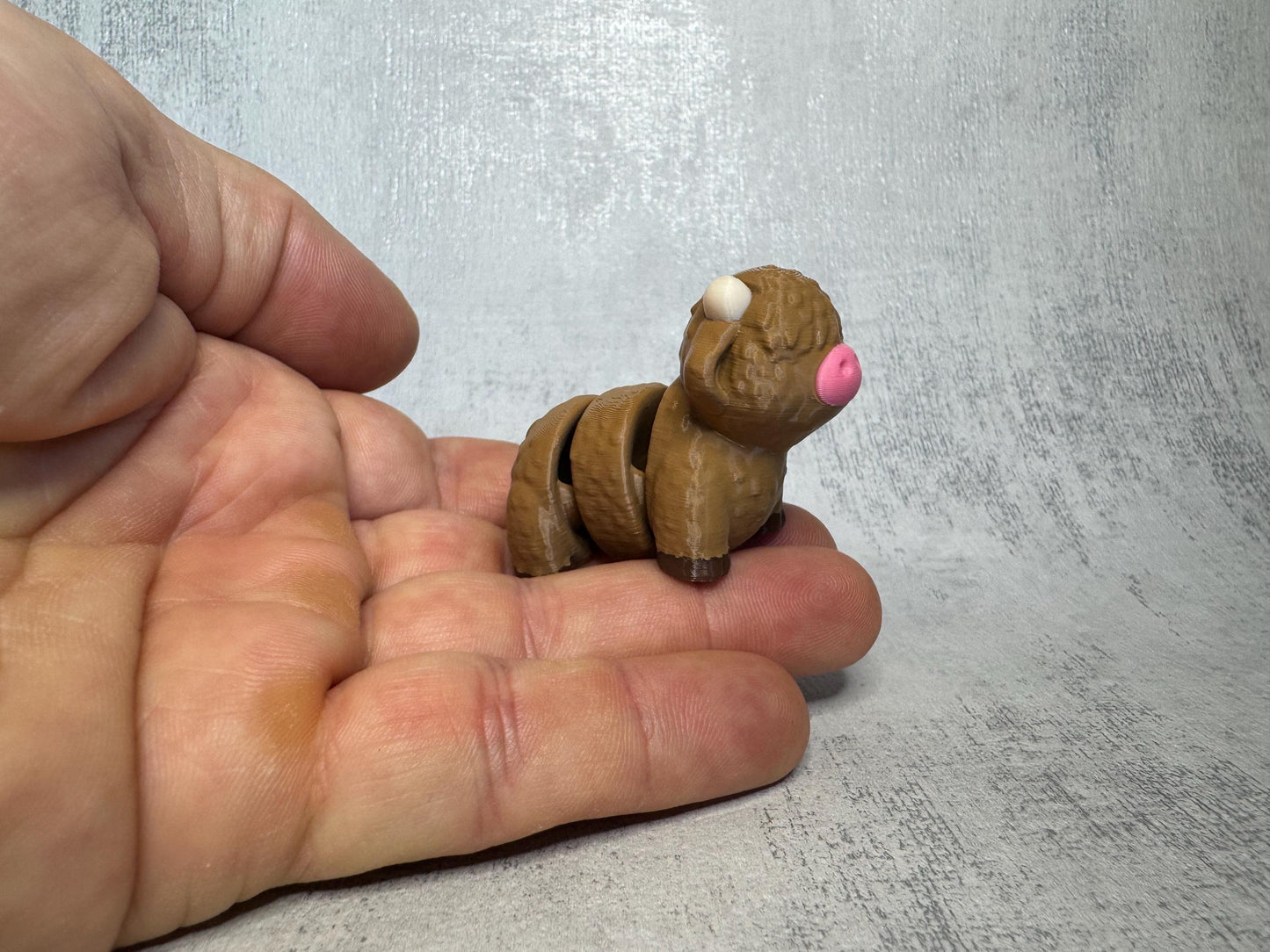 Hamish the Highland Cow Wigglet | Farm Collection | Articulated 3D Printed Highland Cow | Cute Fidget Toy | Desk Buddy | Animal Lover Gift