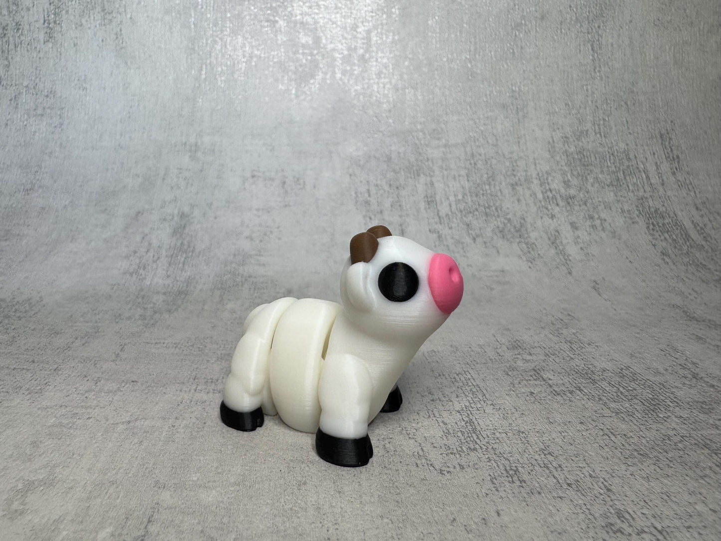 Molly the Cow Wigglet | Farm Collection | Articulated 3D Printed Cow | Cute Fidget Toy | Desk Buddy | Animal Lover Gift