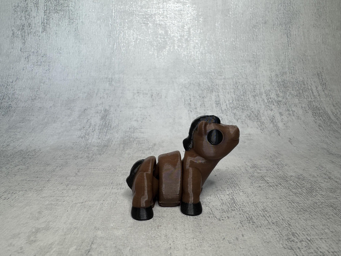 Henry the Horse Wigglet | Farm Collection | Articulated 3D Printed Sheep | Cute Fidget Toy | Desk Buddy | Animal Lover Gift