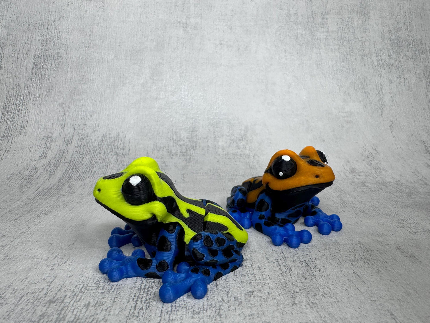 Finn the Tree Frog Pocket Pal | Articulated 3D Printed Tree Frog | Optional Keyring | Desk Pet | Animal Lover Gift | Pocket Pal
