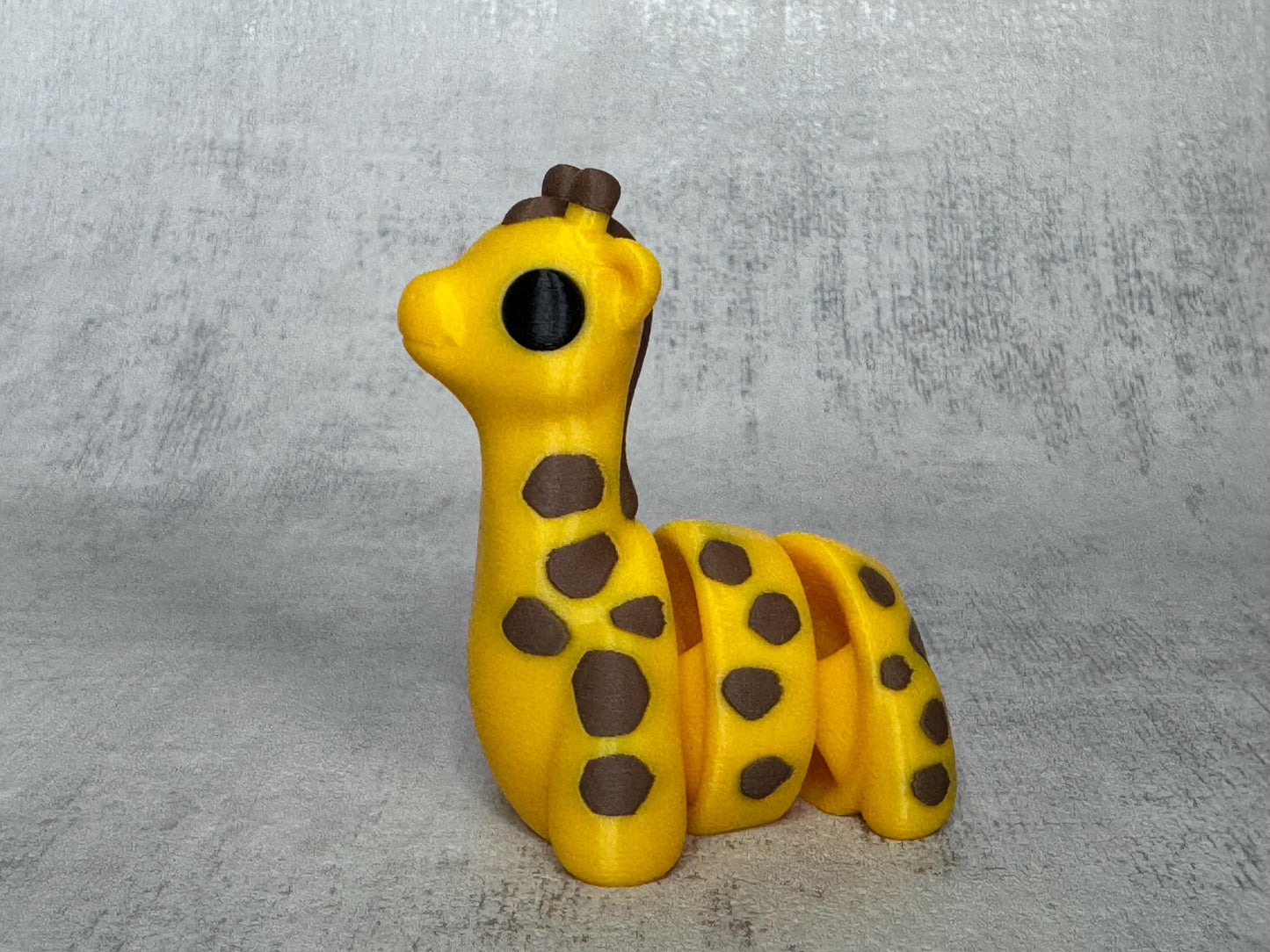 Giraffe Wigglet | Safari Collection | Cute Articulated Tiger | 3D Printed Desk Buddy | Collectible Fidget Toy | Giraffe Gift