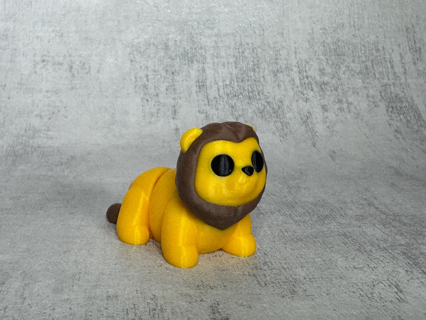 Lion Wigglet | Safari Collection | Cute Articulated Tiger | 3D Printed Desk Buddy | Collectible Fidget Toy | Lion Gift