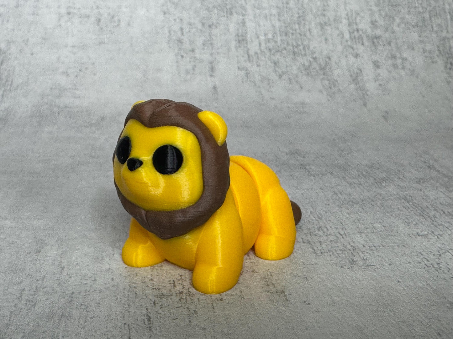 Lion Wigglet | Safari Collection | Cute Articulated Tiger | 3D Printed Desk Buddy | Collectible Fidget Toy | Lion Gift