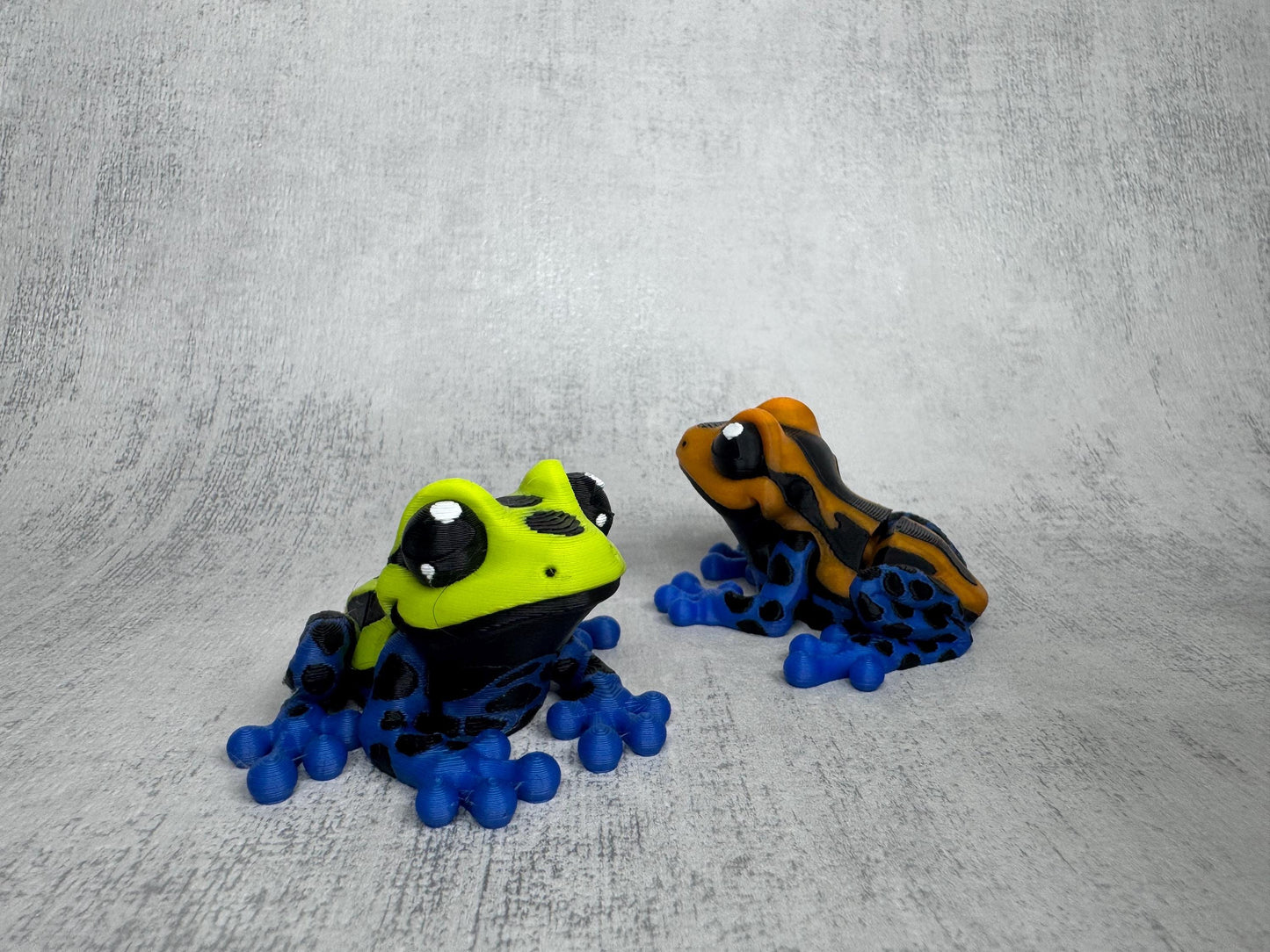 Finn the Tree Frog Pocket Pal | Articulated 3D Printed Tree Frog | Optional Keyring | Desk Pet | Animal Lover Gift | Pocket Pal